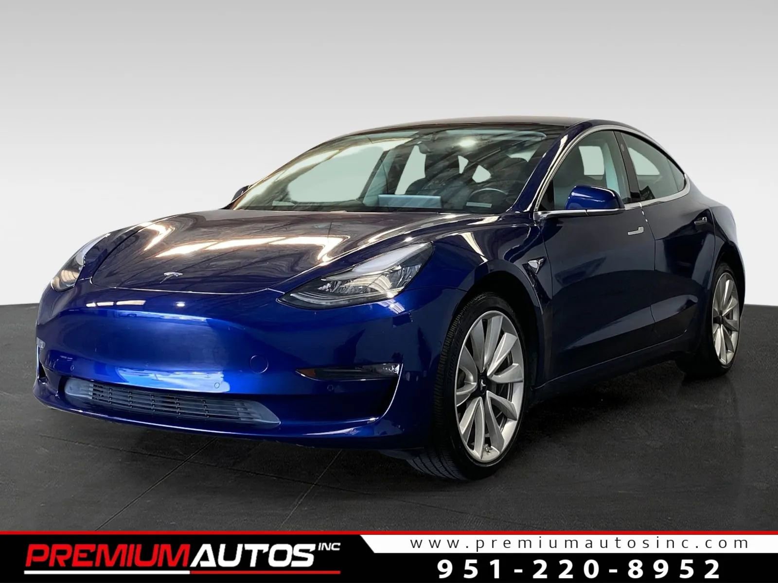 Used 2018 Tesla Model 3 Long Range RWD image 1