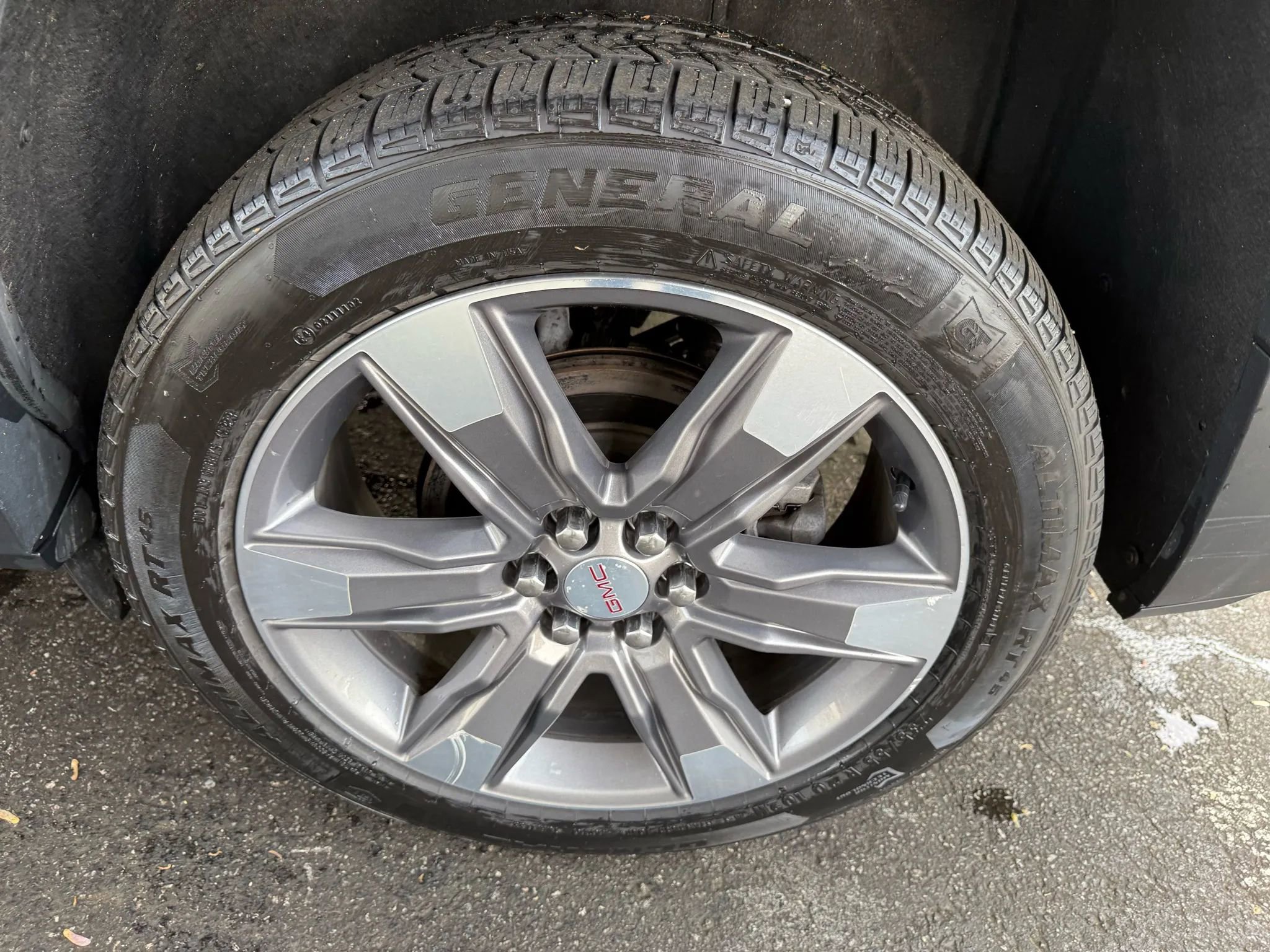 Used 2019 GMC Acadia SLT w/ LPO, Floor Liner Package image 97