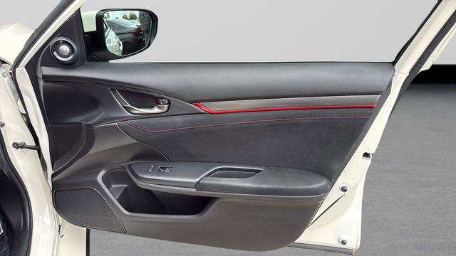 Used 2019 Honda Civic Type R image 22