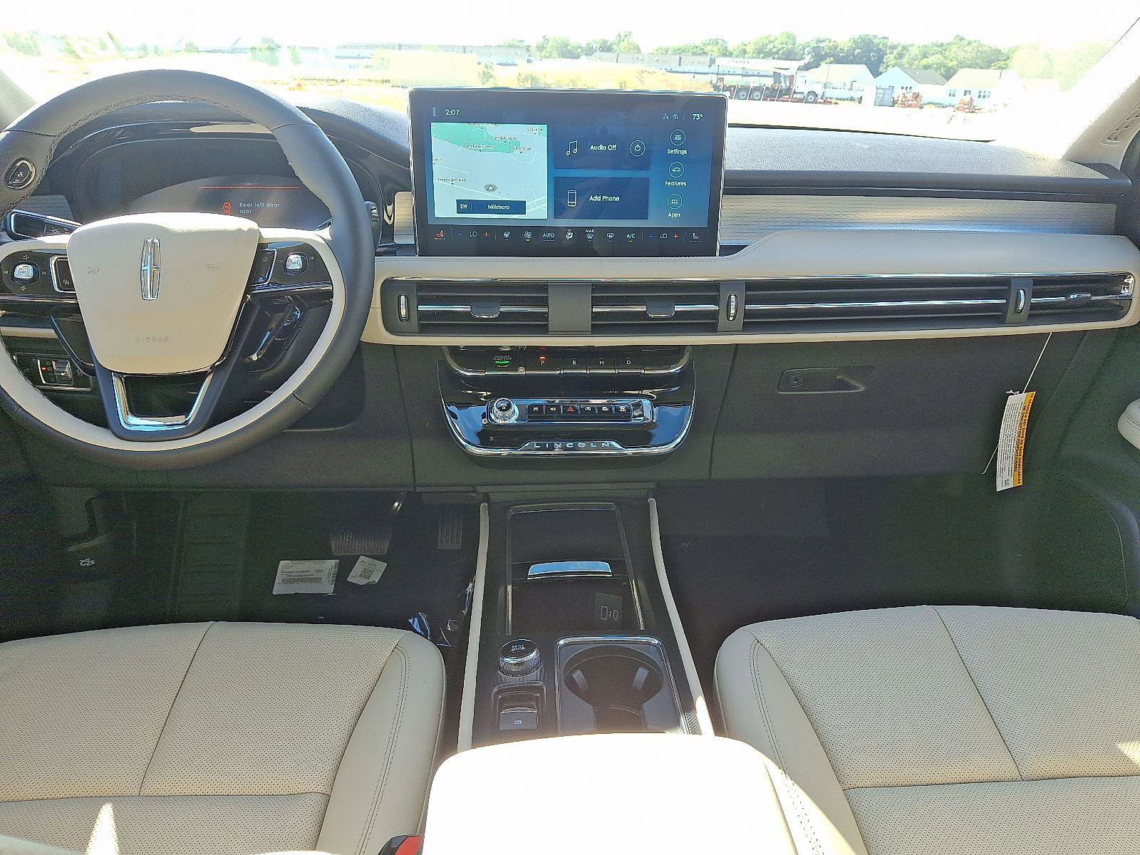 New 2026 Lincoln Corsair Premiere image 7