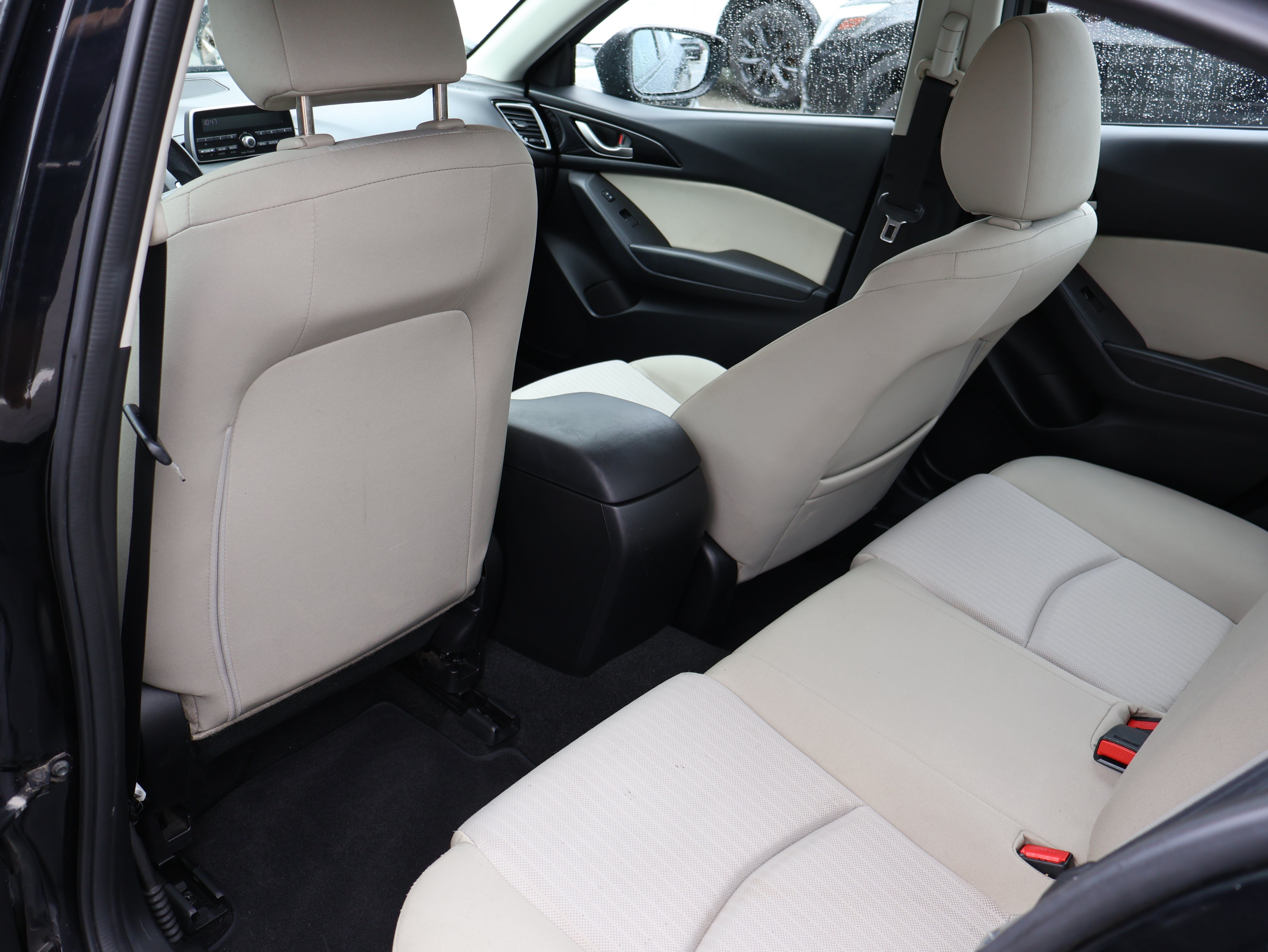 Used 2014 MAZDA MAZDA3 i Sport FWD image 9
