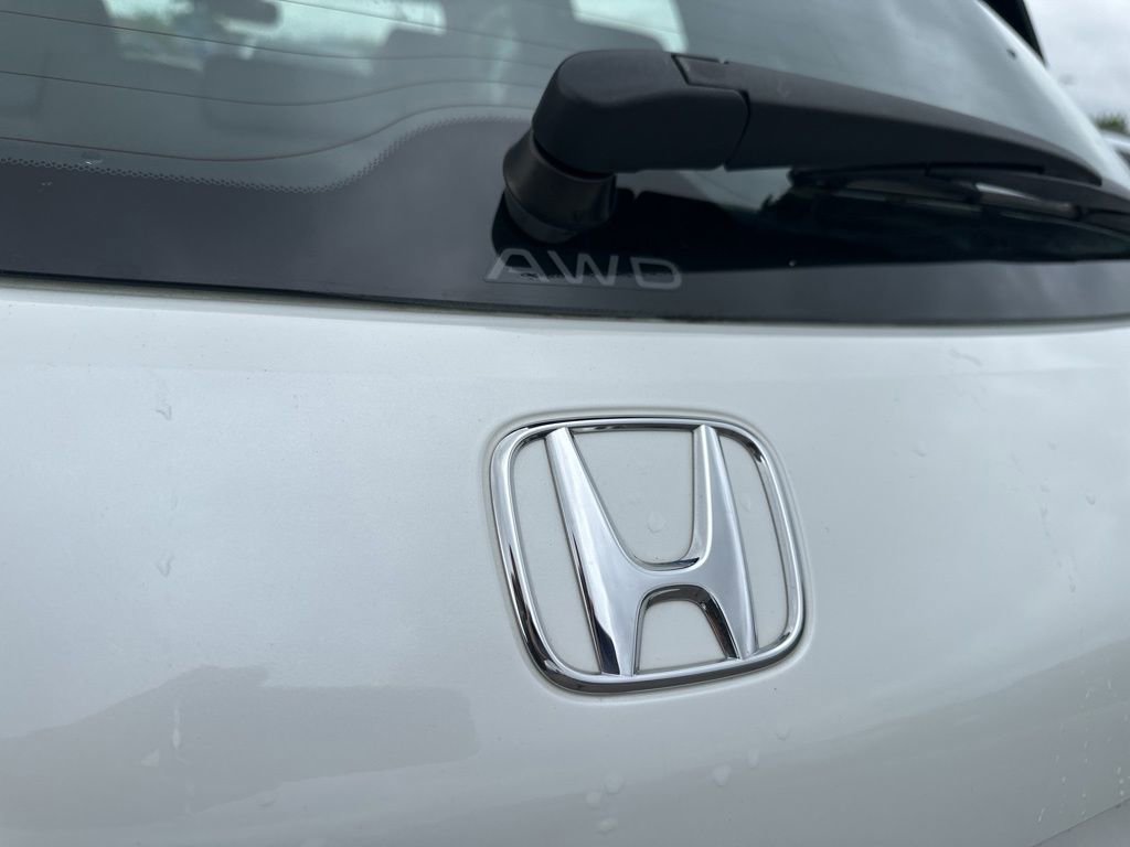 Certified 2023 Honda HR-V LX image 4