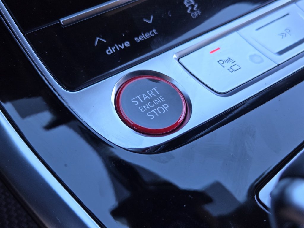 Used 2024 Audi SQ8 Prestige w/ Prestige Package AWD/4WD image 26