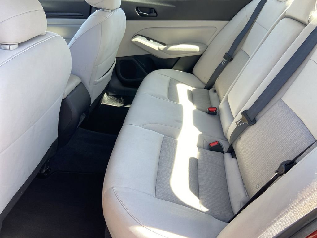 Used 2025 Nissan Altima 2.5 SV image 28