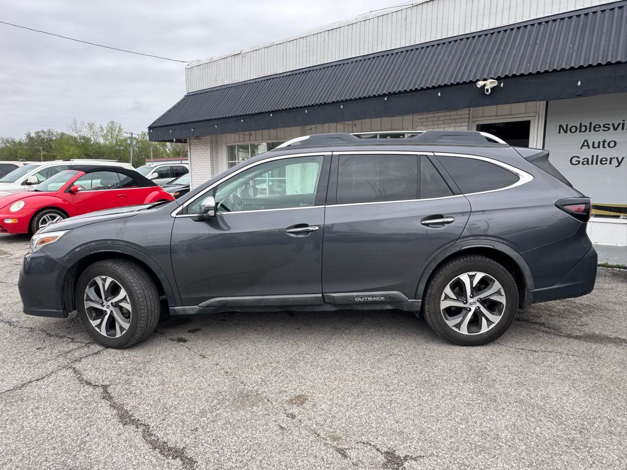Used 2020 Subaru Outback Touring XT AWD/4WD image 3