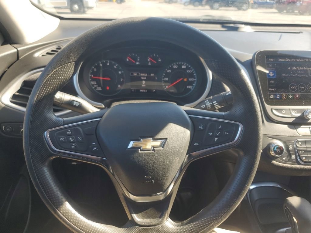 Used 2023 Chevrolet Malibu LT image 21