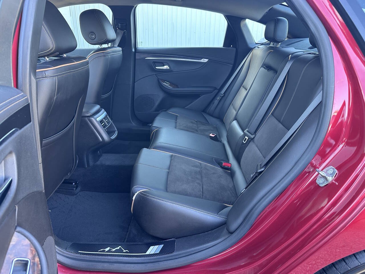 Used 2015 Chevrolet Impala LT w/ Convenience Package FWD image 14