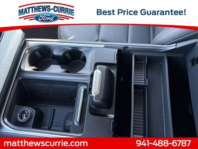 New 2025 Ford Expedition Active image 23