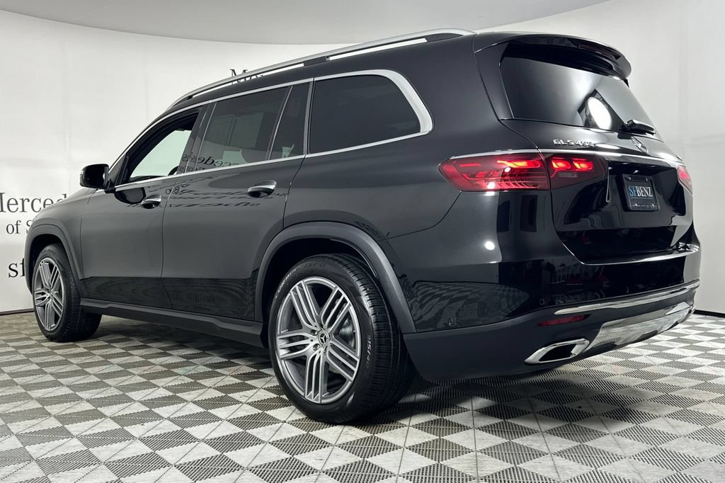 Certified 2026 Mercedes-Benz GLS 450 4MATIC image 8