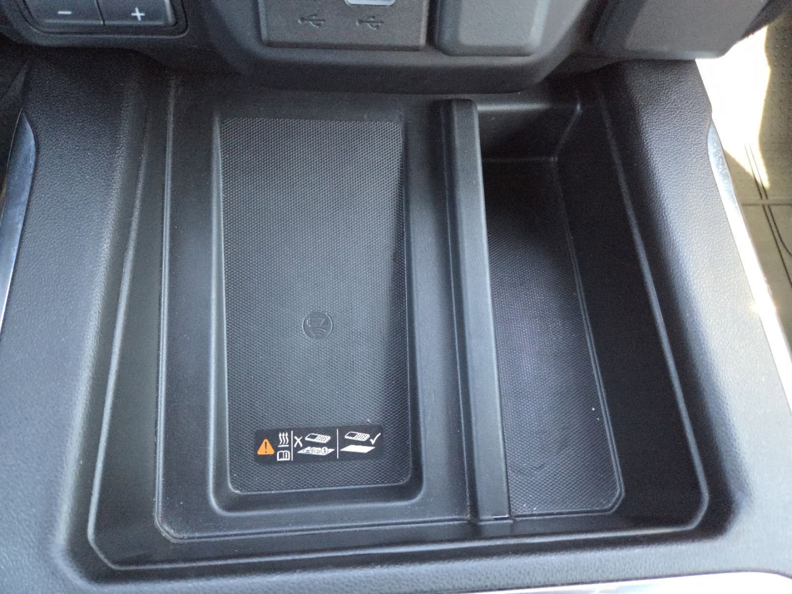 Used 2023 Chevrolet Silverado 2500 High Country image 11