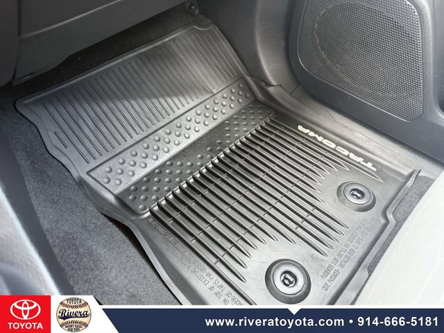 Used 2018 Toyota Tacoma SR5 AWD/4WD image 20