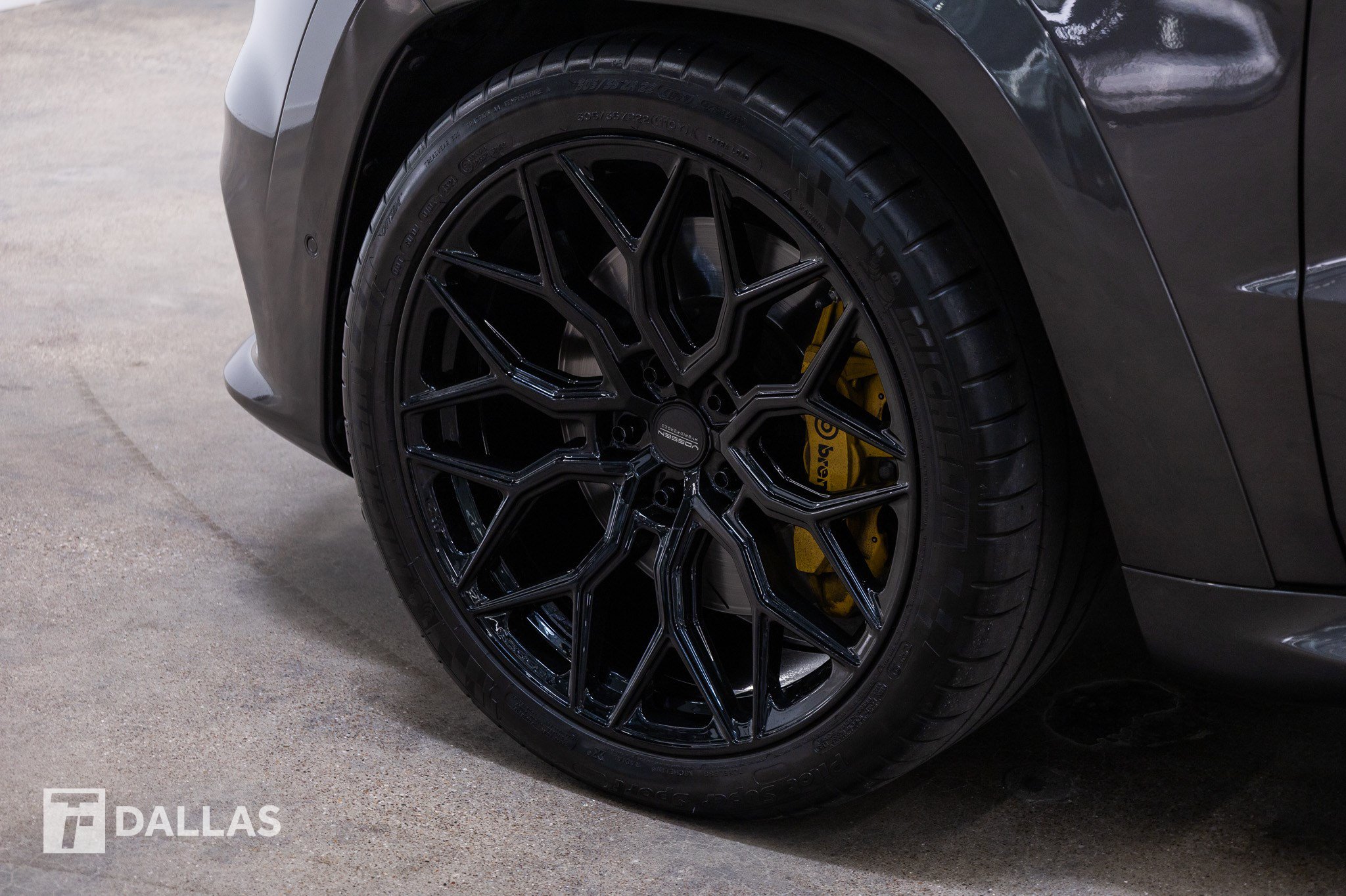 Used 2021 Jeep Grand Cherokee Trackhawk AWD/4WD image 3