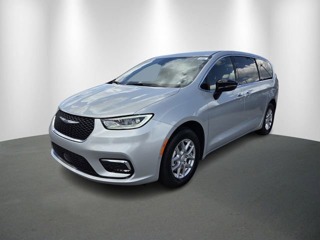 New 2026 Chrysler Pacifica Select FWD image 2