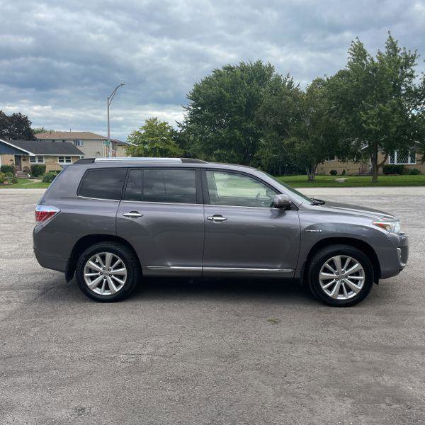 Used 2013 Toyota Highlander Limited image 5