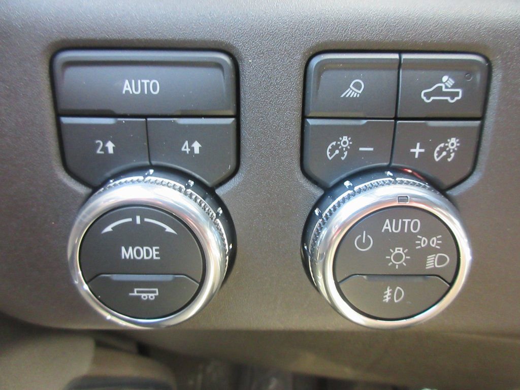 New 2026 GMC Sierra 1500 SLT w/ SLT Premium Package image 16