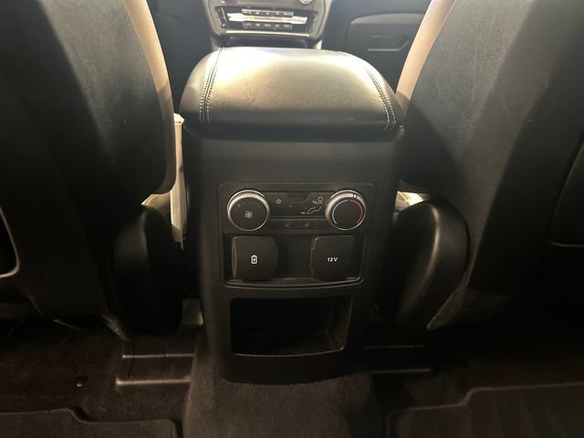Used 2020 Ford Explorer XLT w/ Equipment Group 202A AWD/4WD image 28