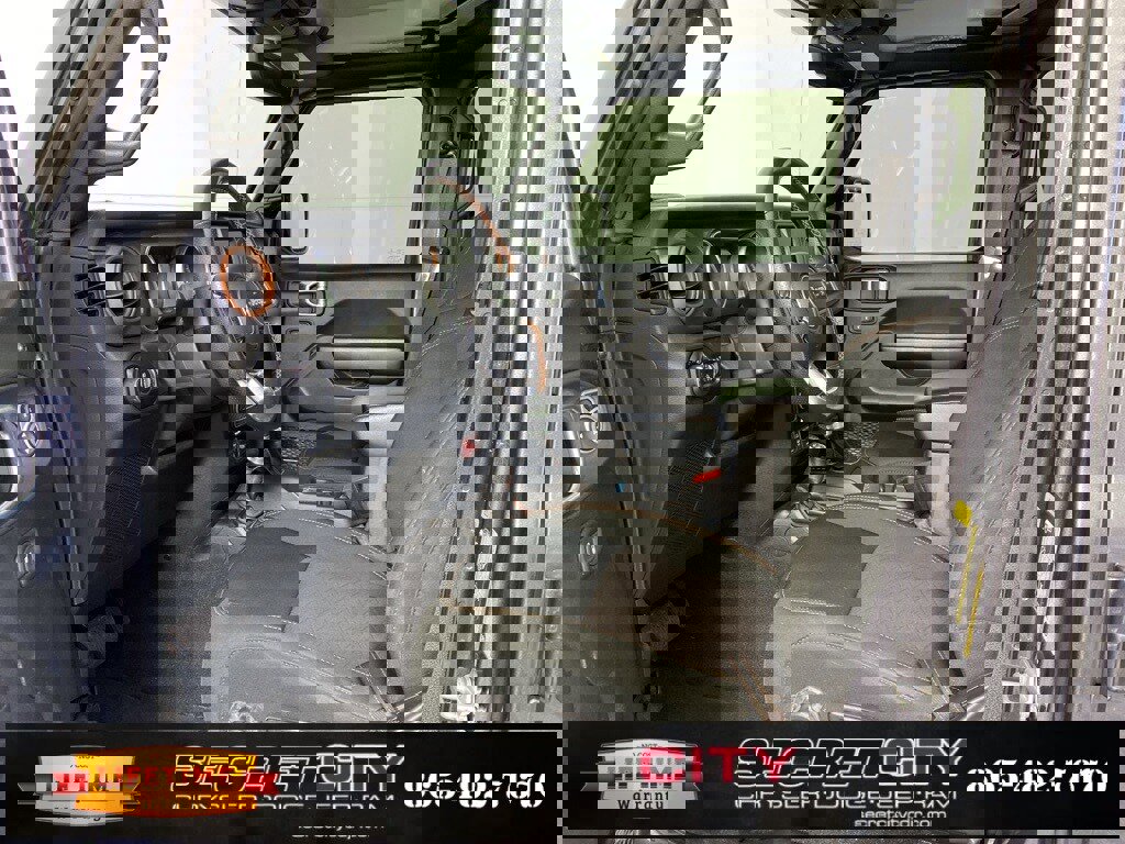 Used 2021 Jeep Gladiator Mojave image 11