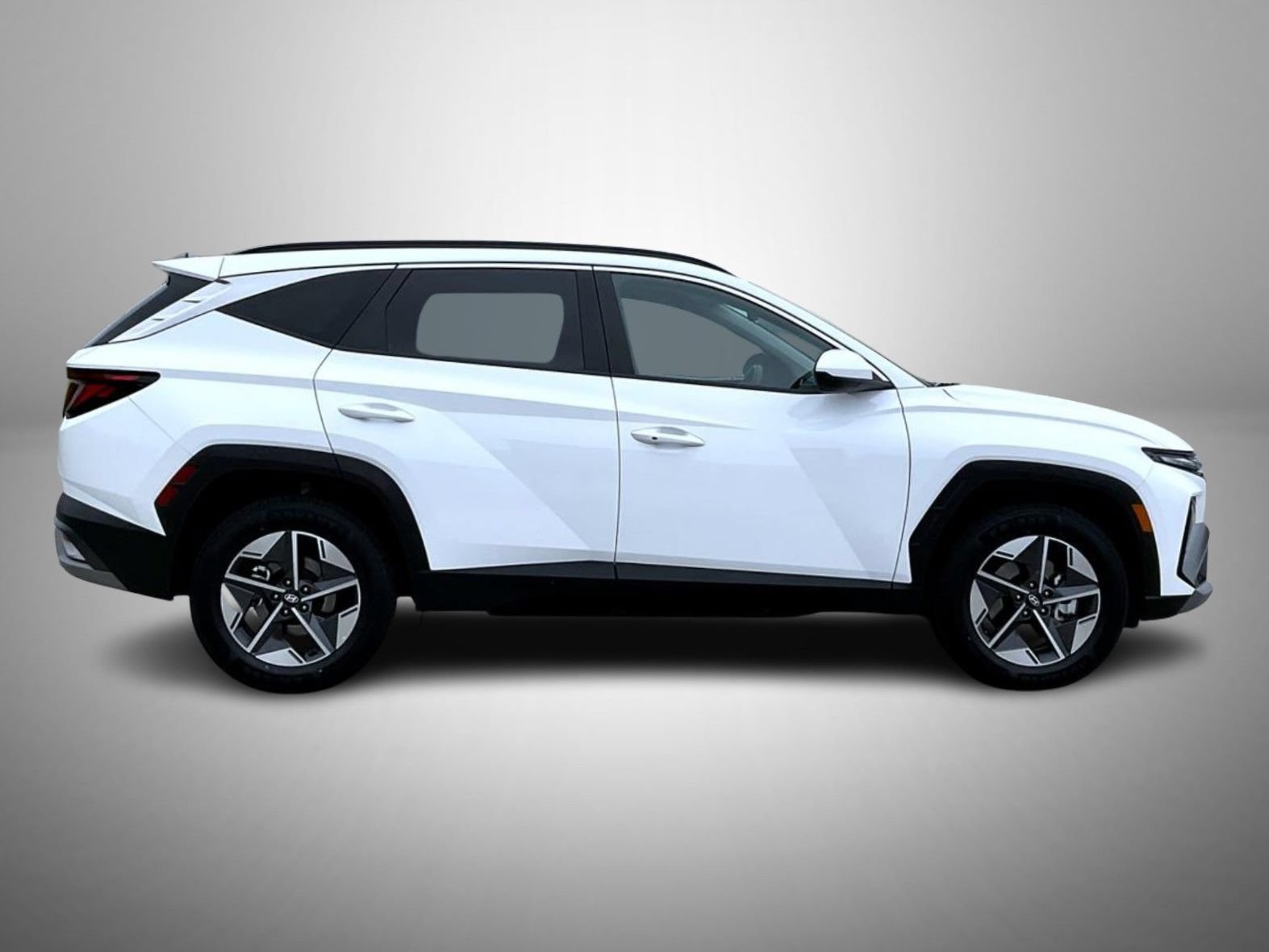 Used 2026 Hyundai Tucson SEL Plus AWD/4WD image 4