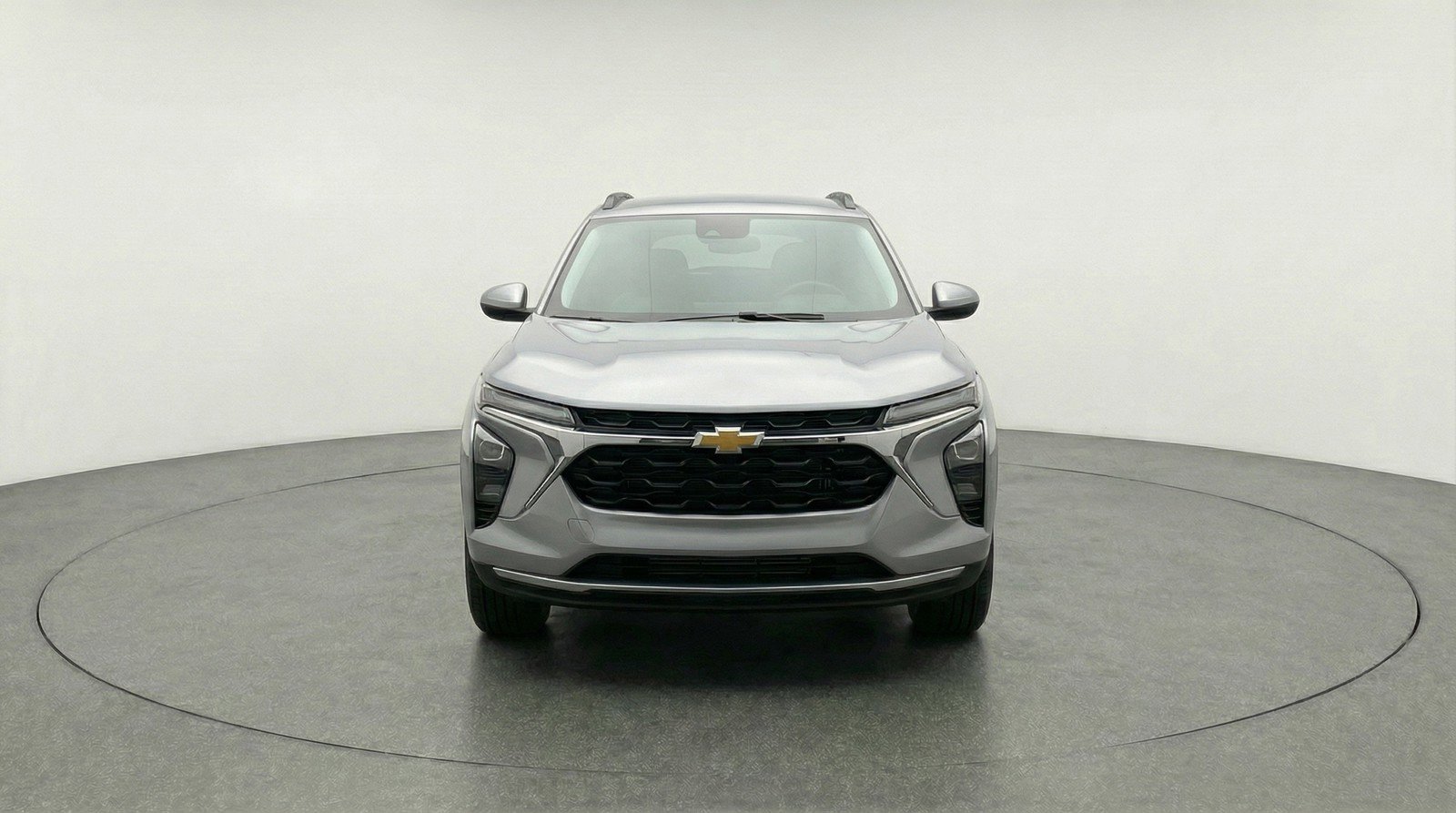 Used 2025 Chevrolet Trax LT w/ LT Convenience Package image 2