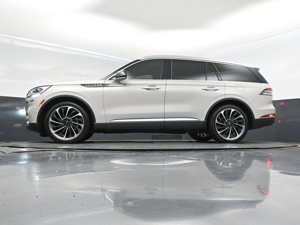 Used 2023 Lincoln Aviator Reserve w/ Equipment Group 201A image 43