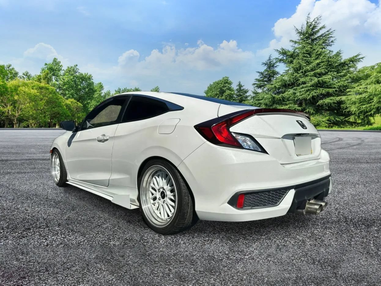 Used 2019 Honda Civic Sport image 3