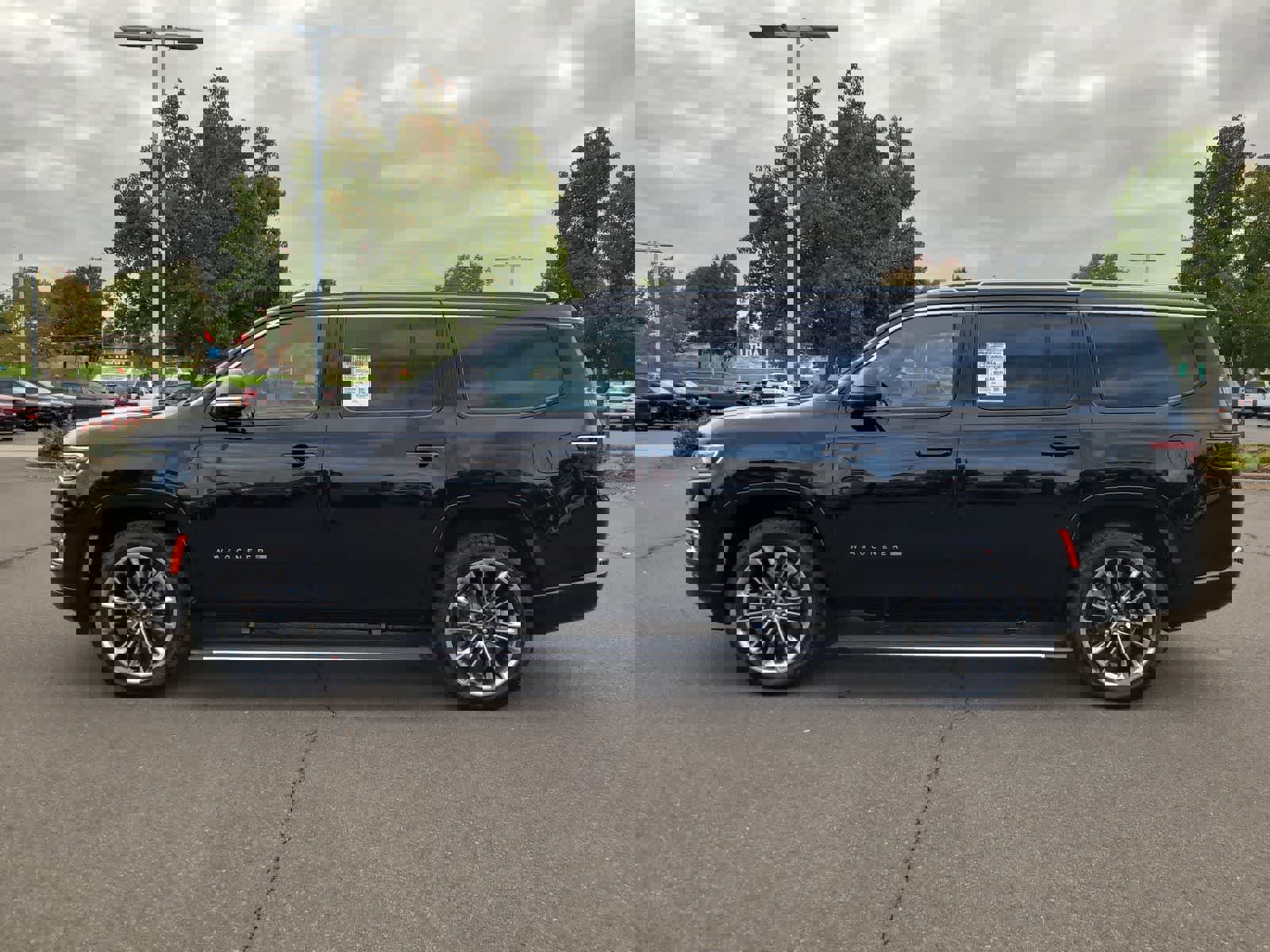 New 2025 Jeep Wagoneer Series III image 11