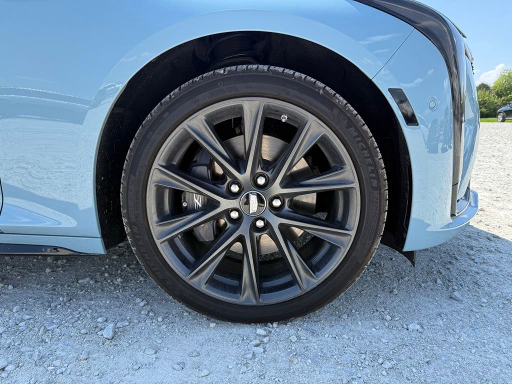 Certified 2025 Cadillac CT5 V w/ Technology Package AWD/4WD image 17