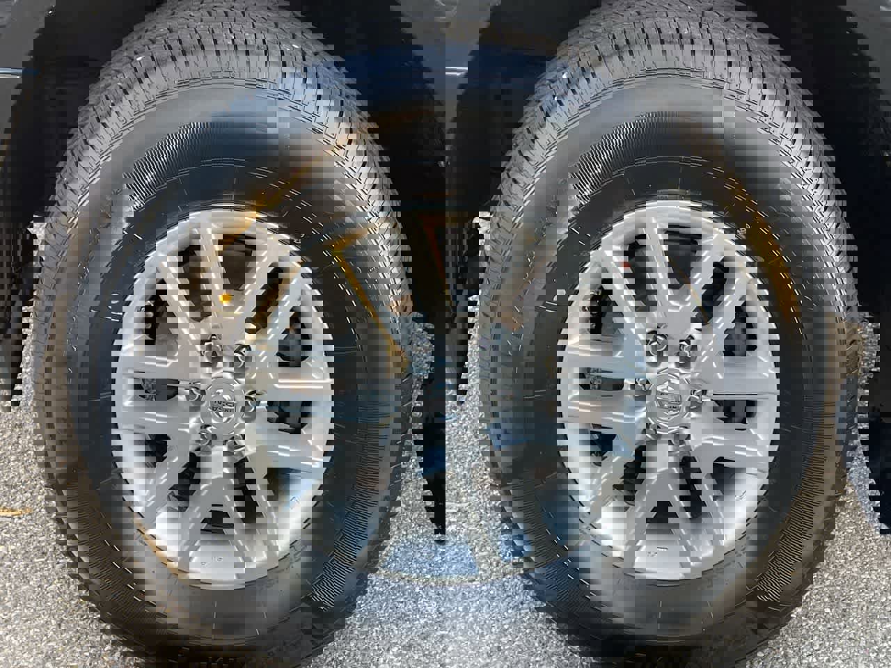 Used 2015 Nissan Frontier SV w/ SV Value Truck Package image 34