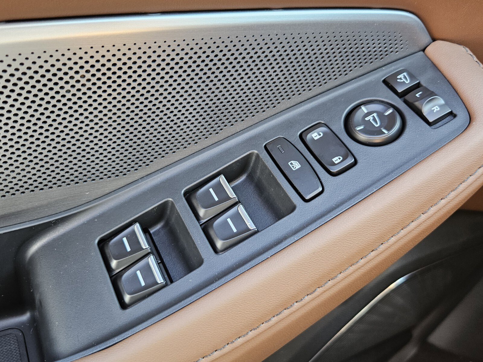 New 2026 Acura MDX SH-AWD w/ Advance Package image 38