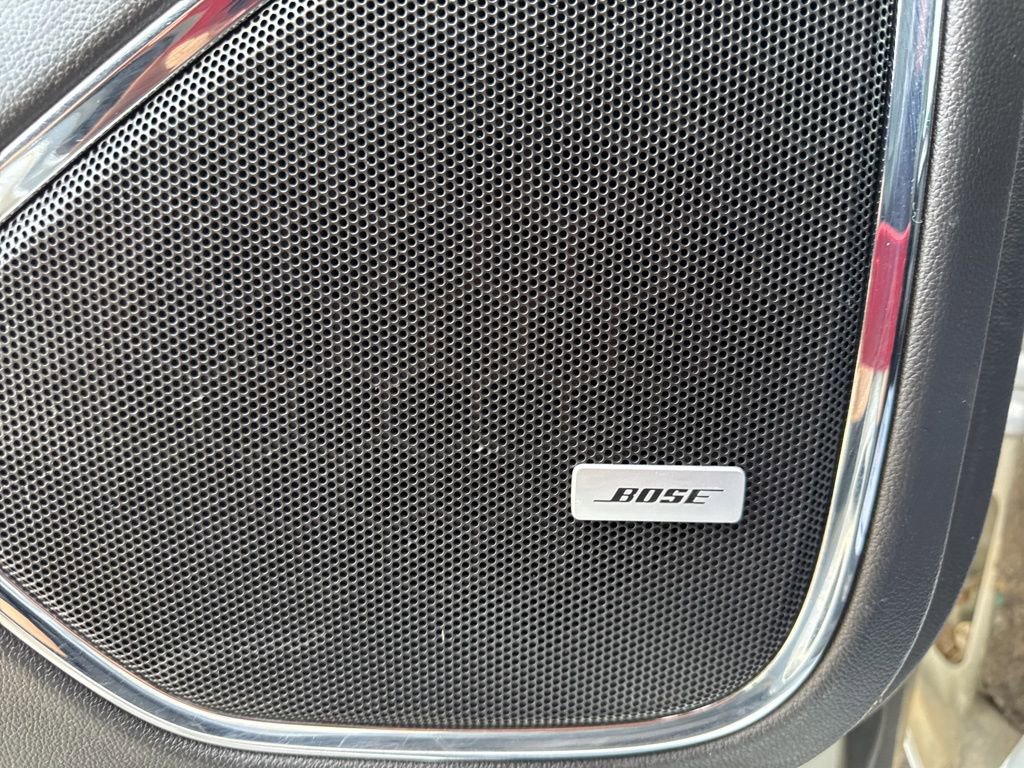 Used 2015 GMC Yukon Denali w/ Premium Package image 15