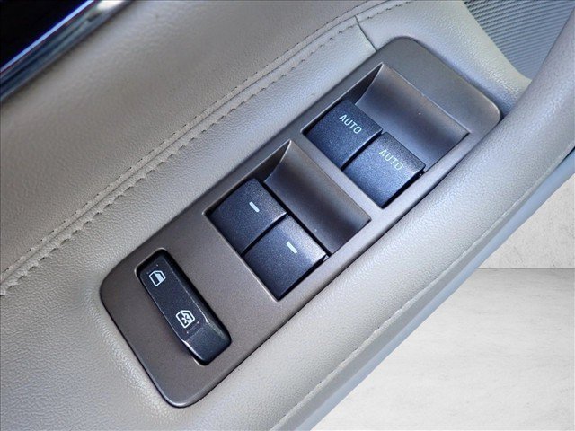Used 2015 Lincoln MKX AWD w/ Equipment Group 102A image 15