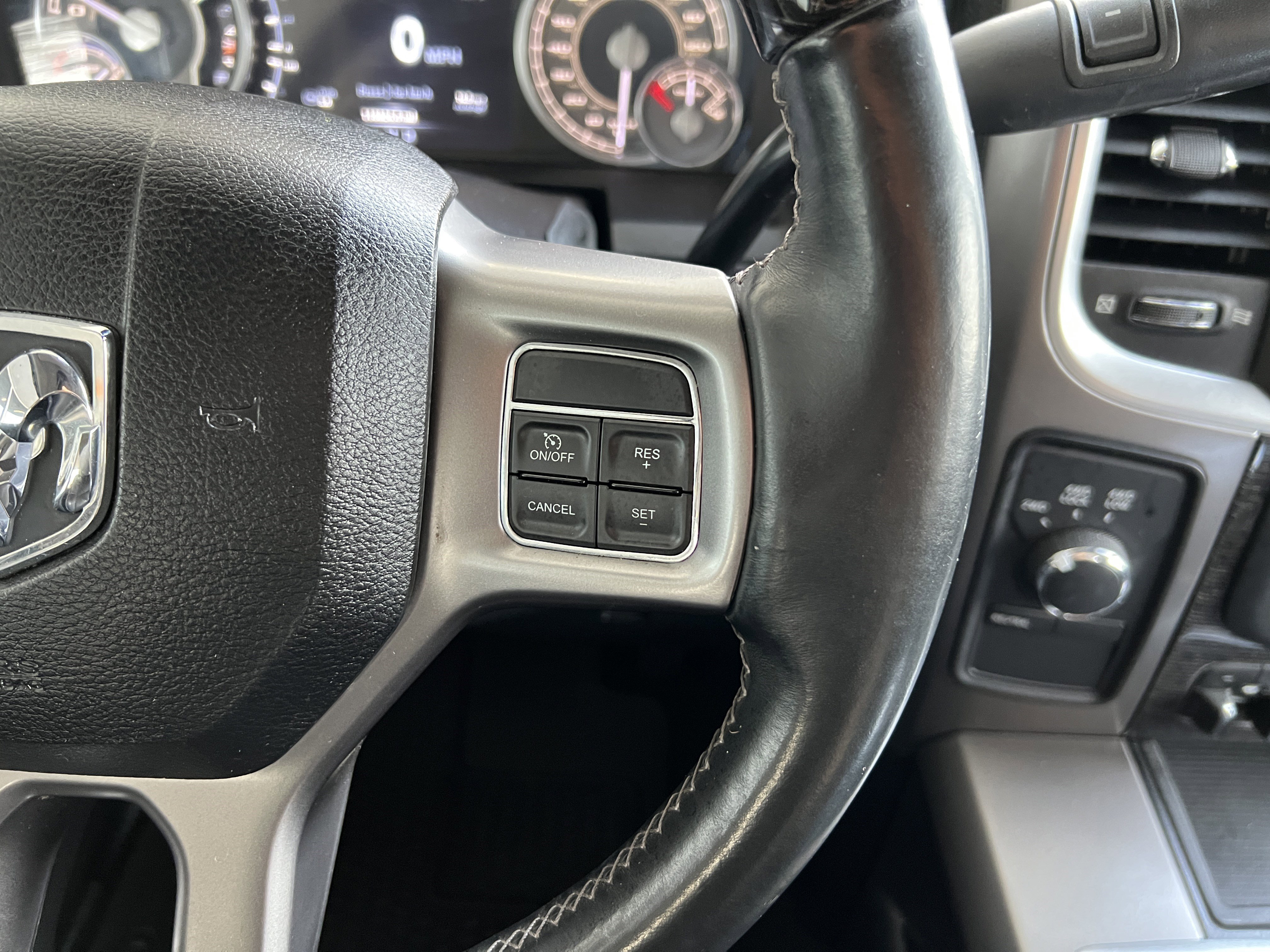 Used 2014 RAM 3500 Laramie Longhorn image 28