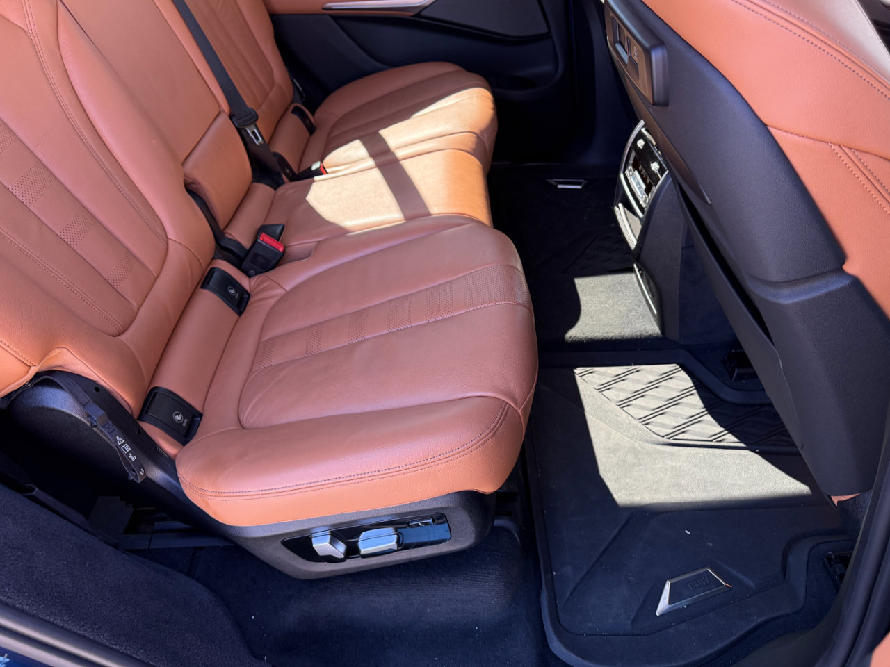 Used 2019 BMW X7 xDrive40i w/ Premium Package image 25