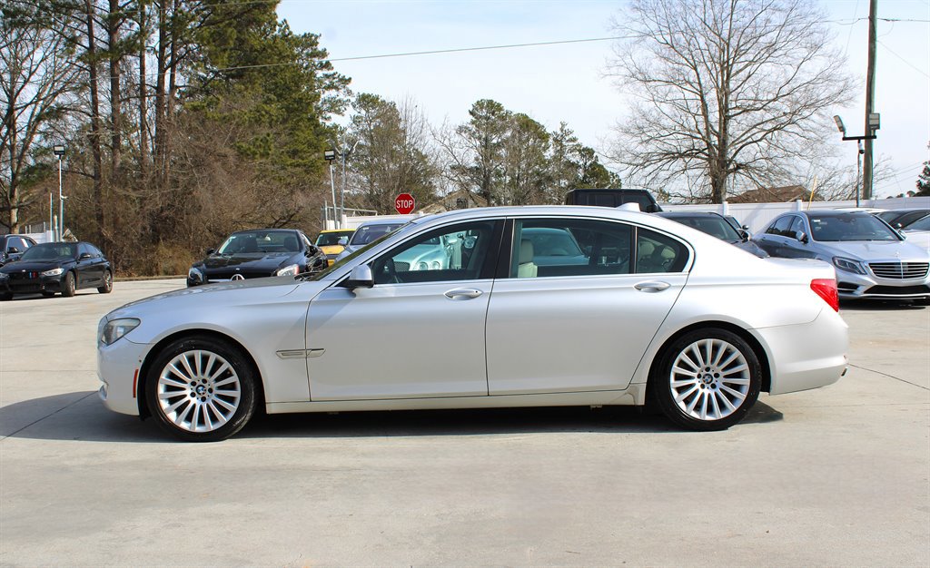 Used 2009 BMW 750Li 750Li image 4