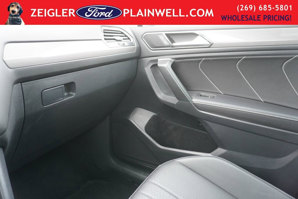 Used 2024 Volkswagen Tiguan SE image 30