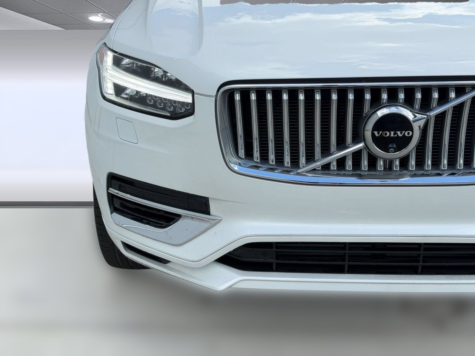 Used 2024 Volvo XC90 T8 Plus w/ Protection Package Premier AWD/4WD image 29
