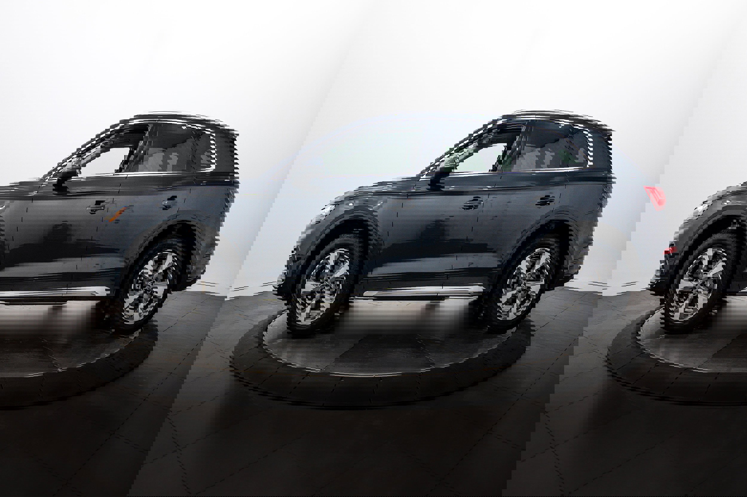 Certified 2023 Audi Q5 2.0T Premium Plus w/ Premium Plus Package AWD/4WD image 6