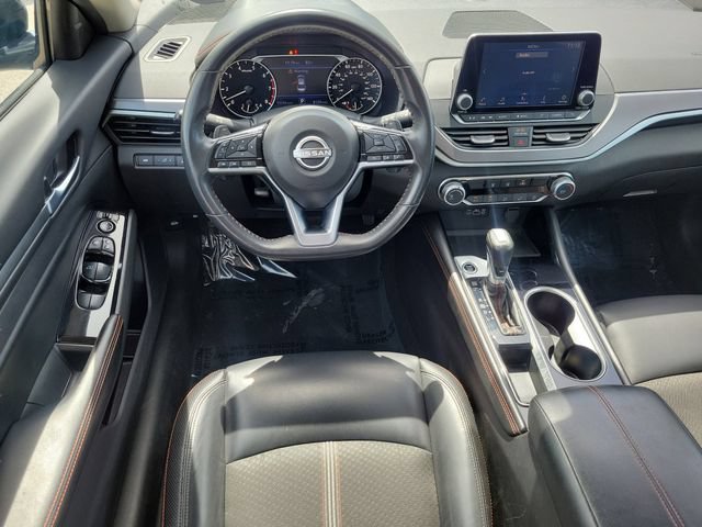 Used 2024 Nissan Altima 2.5 SR FWD image 14