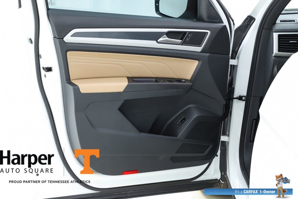 Used 2023 Volkswagen Atlas Cross Sport SEL R-Line image 57