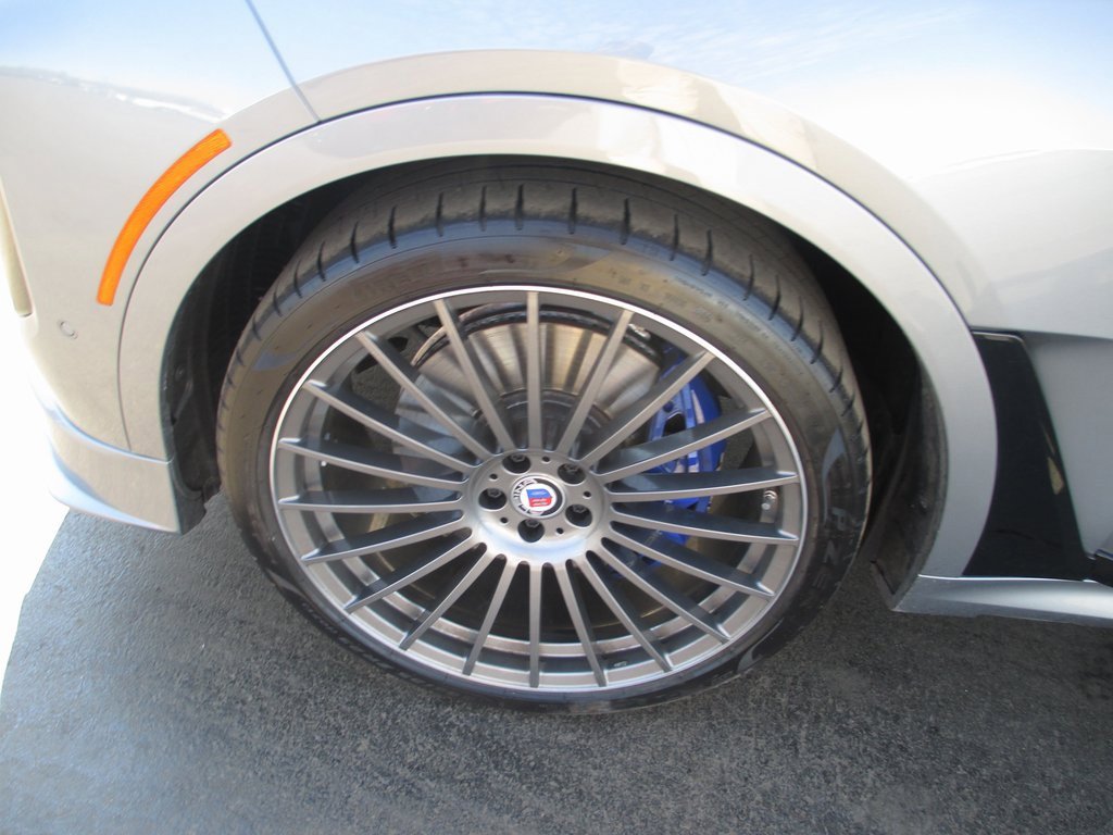 Used 2026 BMW ALPINA XB7 image 13