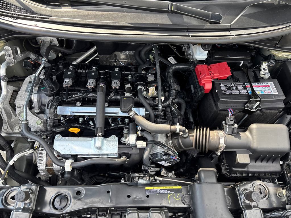 Used 2025 Nissan Versa SV w/ Trunk Package image 13