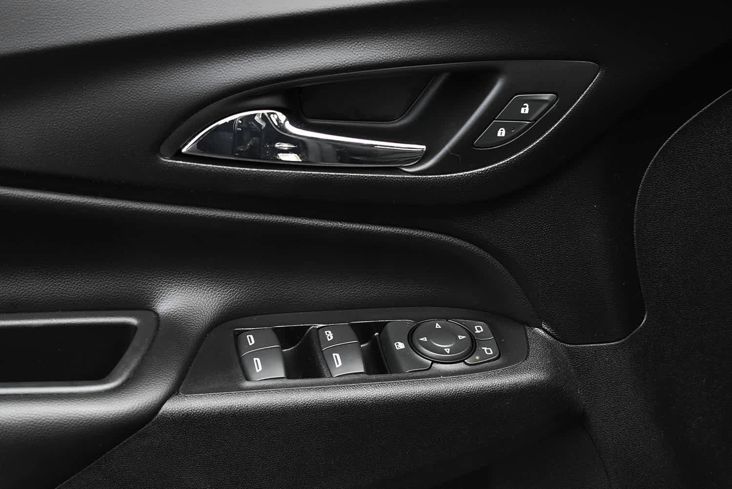 Used 2019 Chevrolet Equinox LT image 25