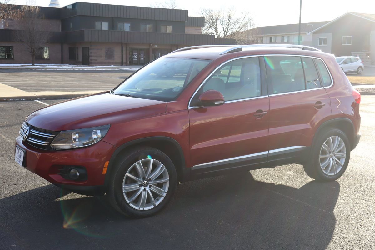 Used 2012 Volkswagen Tiguan S image 10