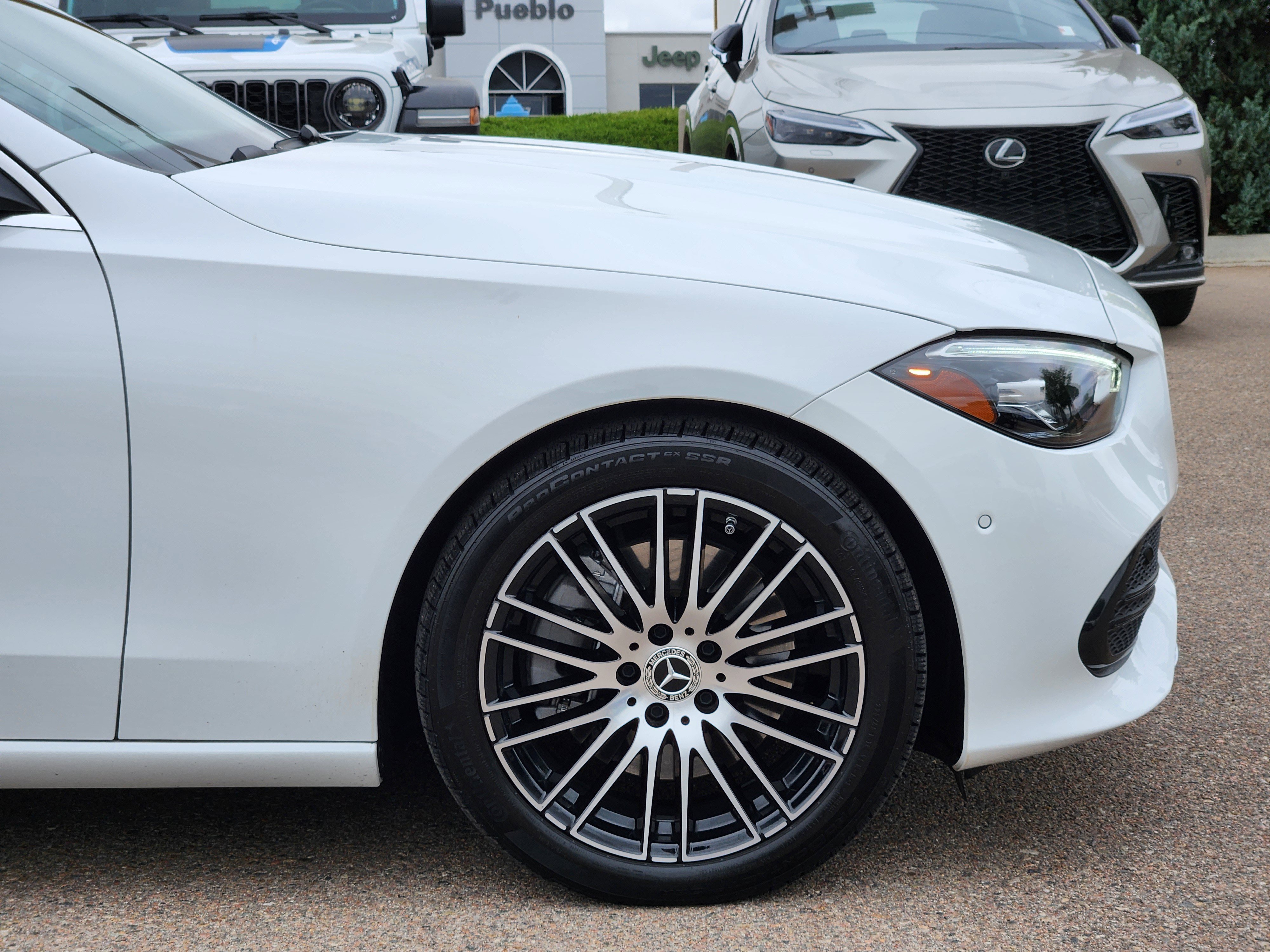 Used 2025 Mercedes-Benz C 300 4MATIC Sedan image 7