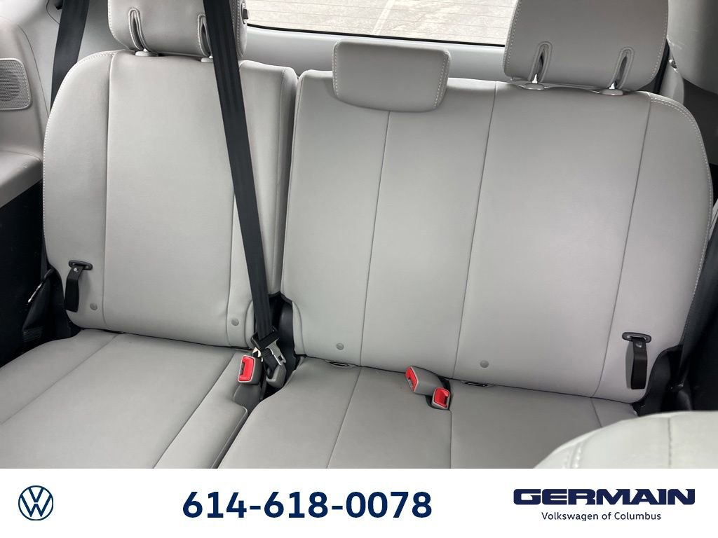 Used 2020 Toyota Sienna Limited Premium image 21