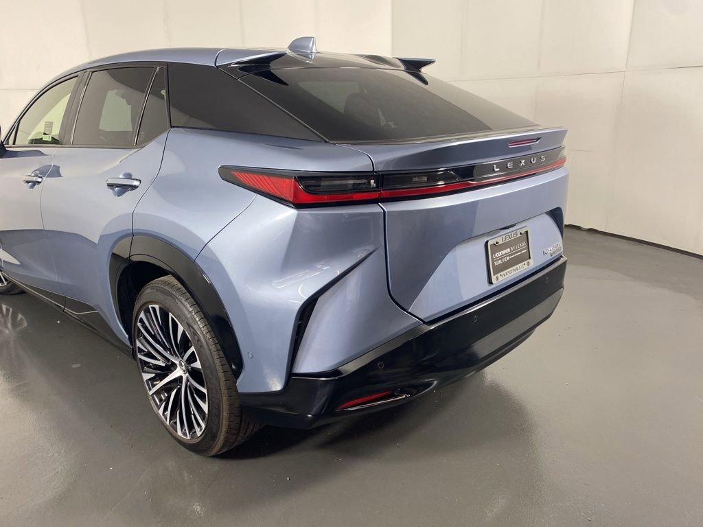 Certified 2025 Lexus RZ 450e image 9