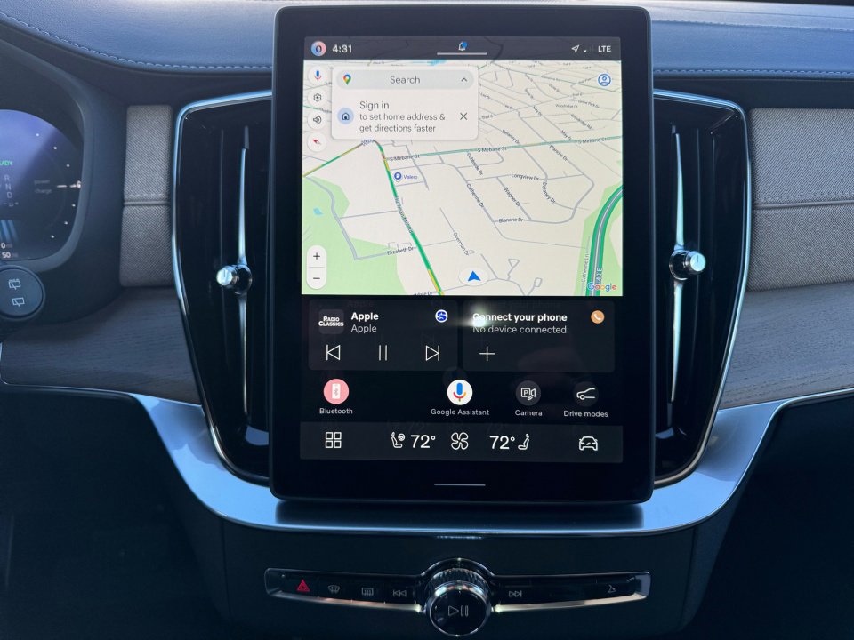 New 2026 Volvo XC90 T8 Plus w/ Protection Package Premier image 17