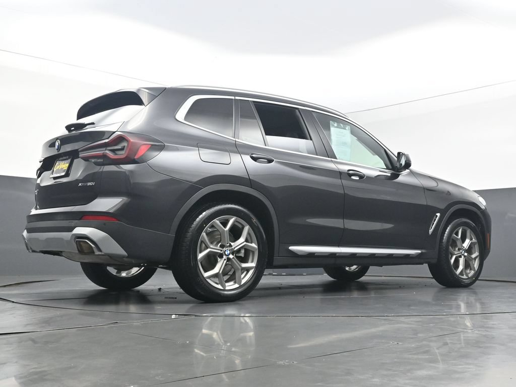 Used 2022 BMW X3 xDrive30i AWD/4WD image 46