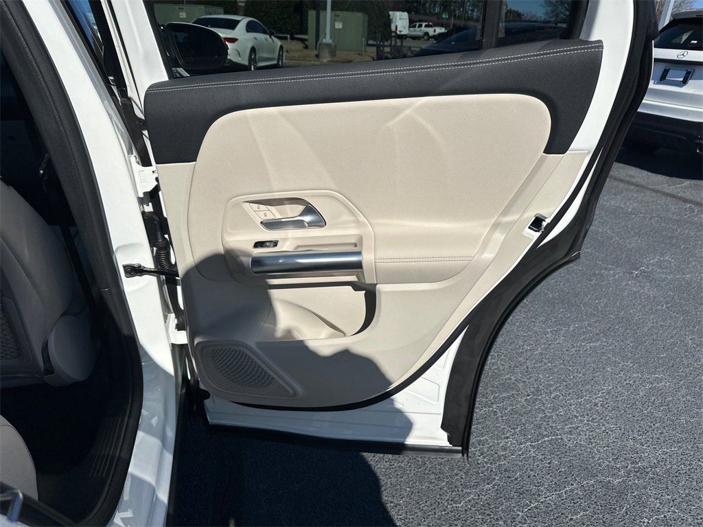 Certified 2026 Mercedes-Benz GLA 250 4MATIC image 18