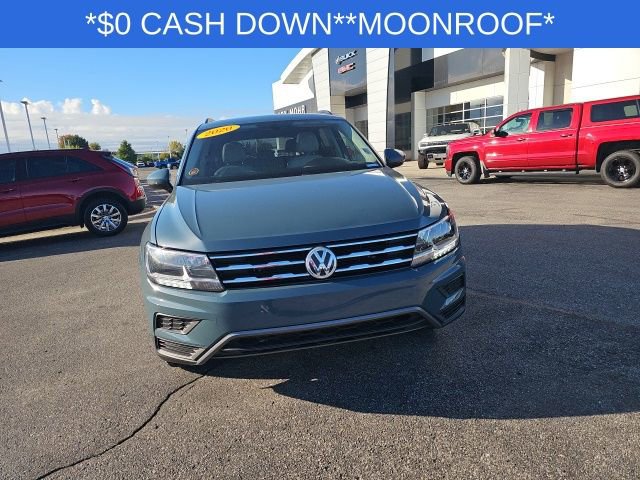 Used 2020 Volkswagen Tiguan SE w/ Panoramic Sunroof Package image 5